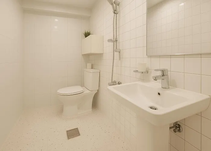 Apartahotel N Village 3*