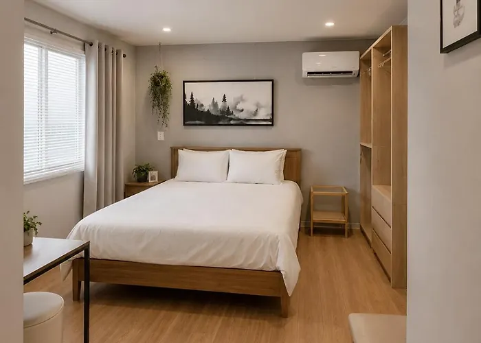 Aparthotel N Village 3*
